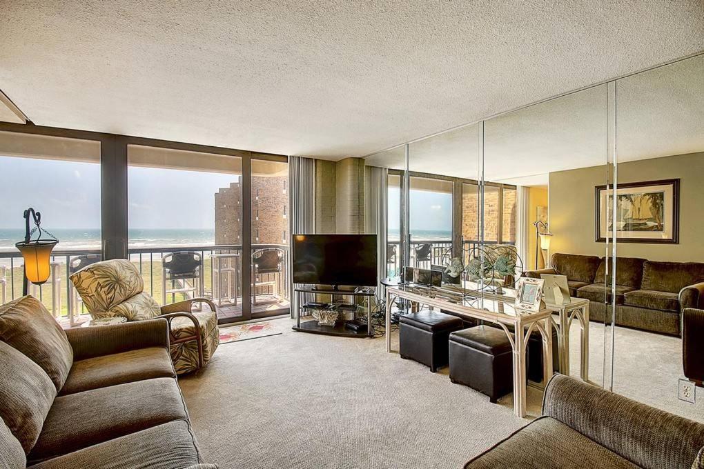 Sunrises And Ocean Views In This 2 Bedroom 2 Bath พอร์ท อารานซัส ภายนอก รูปภาพ