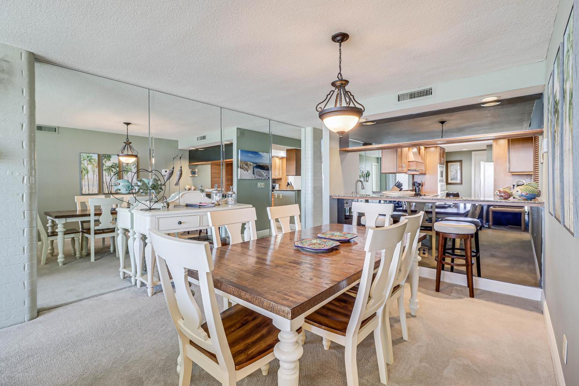 Sunrises And Ocean Views In This 2 Bedroom 2 Bath พอร์ท อารานซัส ภายนอก รูปภาพ